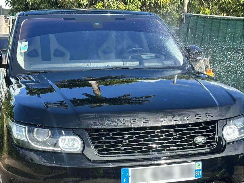 Range Rover noire